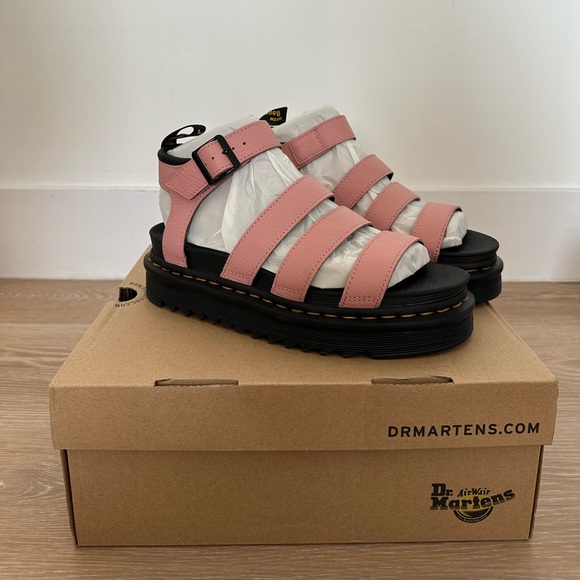 Dr. Martens Blair’s Sandal Platform - Picture 1 of 4